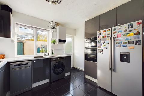 23 Chalford Road, Tuffley, Gloucester, GL4 0JZ