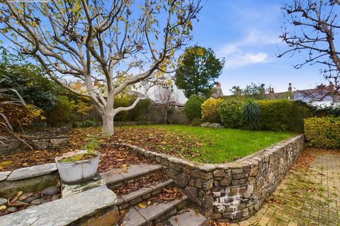 4 bedroom terraced house for sale, Market Street, Appledore, Bideford