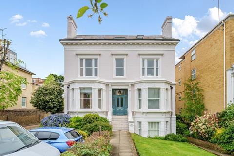 1 bedroom flat for sale, Upper Richmond Road, Putney