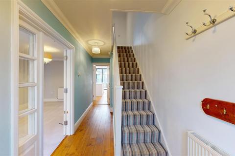 4 bedroom townhouse to rent, Queen Street, Stamford