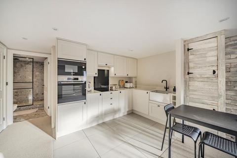 1 bedroom flat for sale, Enstone,  Oxfordshire,  OX7