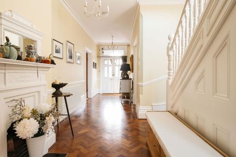 5 bedroom detached house for sale, Oaklands Road, Bedford MK40