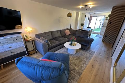46 Wissey Way, Ely, CB6 2WW