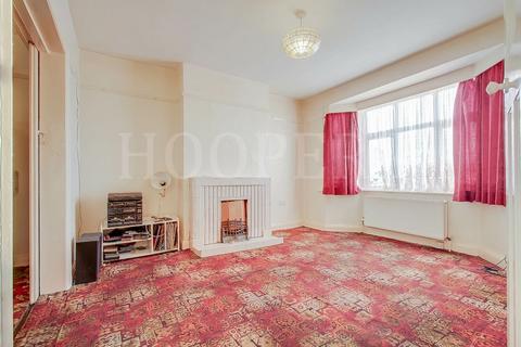 3 bedroom terraced house for sale, Monks Park, Wembley, HA9