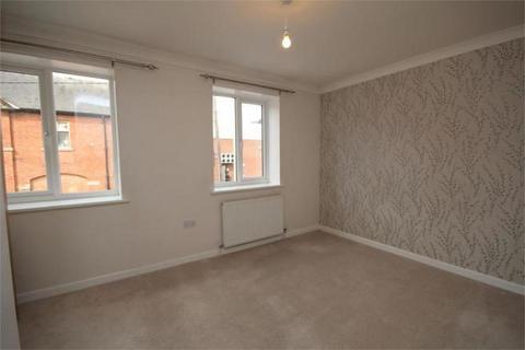 3 bedroom semi-detached house to rent, Beverley Row, Cheadle ST10