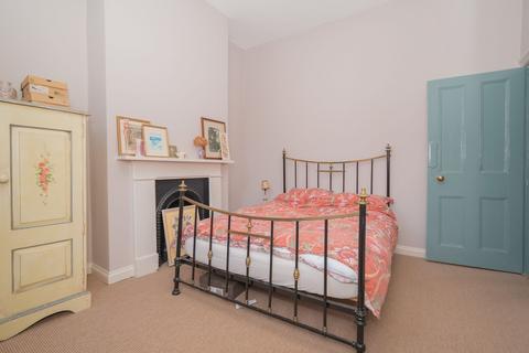 4 bedroom end of terrace house for sale, Grange Road, Ramsgate, CT11