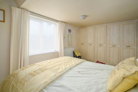 4 bedroom bungalow for sale, Kingsdale Gardens, Drighlington