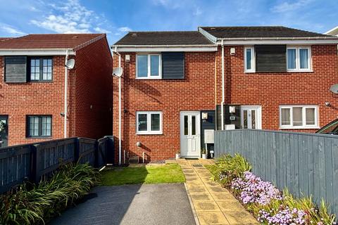 2 bedroom semi-detached house for sale, White Swan Close, Killingworth, Newcastle upon Tyne, NE12