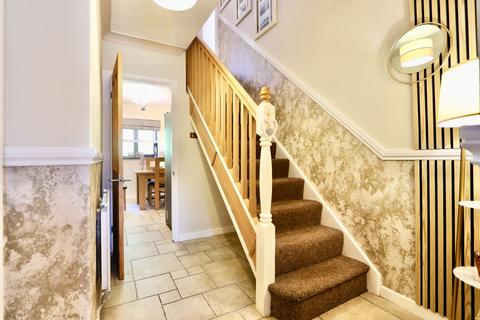 4 bedroom detached house for sale, Coed-Y-Garn, Waunlwyd, NP23