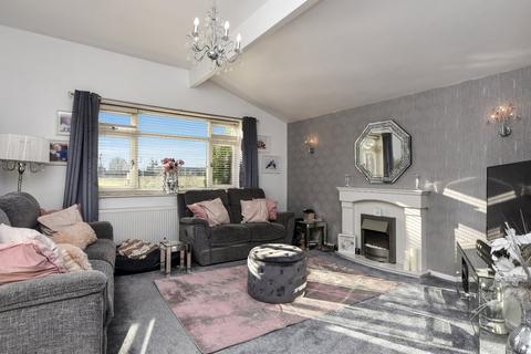 22 Vermeer Crescent, Shoeburyness, Southend-on-sea, SS3 9TJ