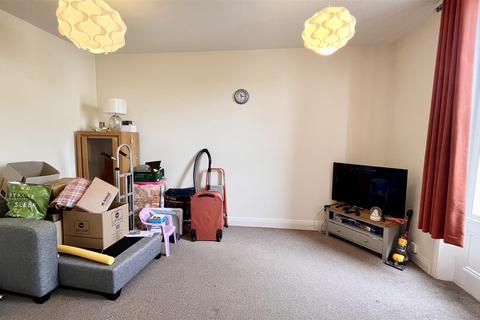 1 bedroom flat to rent, The Crescent, Boscombe