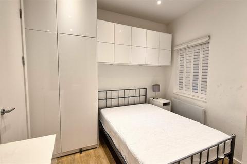 1 bedroom flat to rent, Finchley Road, London NW11