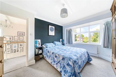 4 bedroom end of terrace house for sale, Hall Road, Isleworth, TW7