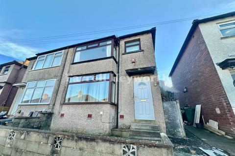 3 bedroom semi-detached house to rent, Kingsdale Road, Lancaster LA1