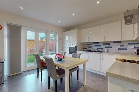 3 bedroom semi-detached house for sale, Stokes Grove, Hanslope, Milton Keynes