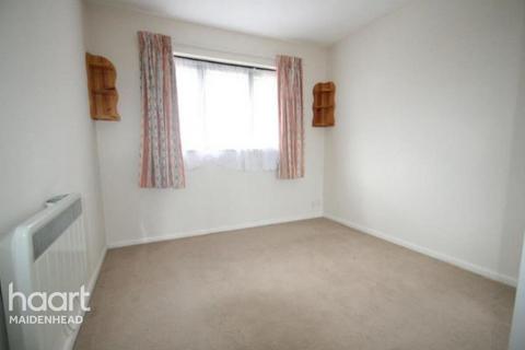 1 bedroom apartment to rent, Littlebrook Avenue, SLOUGH