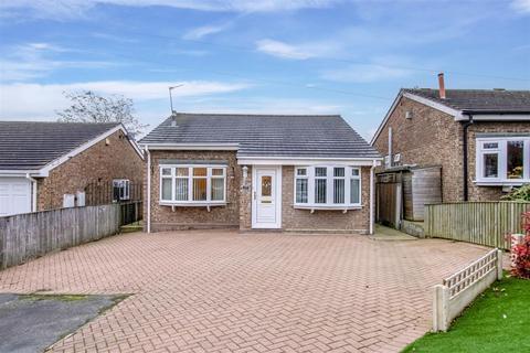 2 bedroom detached bungalow for sale, Forest Close, Wakefield WF1