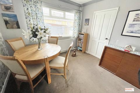 2 Carrmyers, Hare Law, Stanley, DH9 8DR