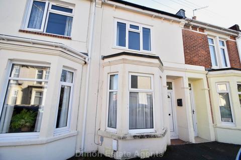 2 bedroom terraced house for sale, Hambrook Road, Gosport