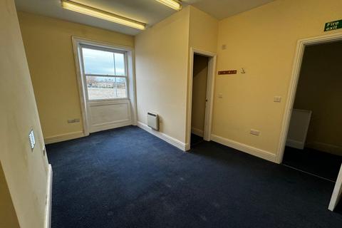 Workshop & retail space to rent, Trinity Street, Huddersfield HD1