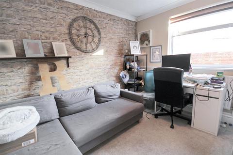 2 bedroom flat for sale, Mile Oak Road, Portslade, Brighton