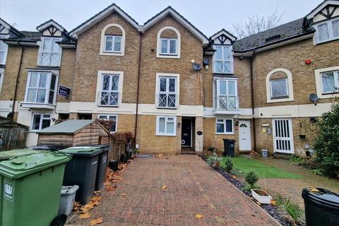 2 bedroom house to rent, Water Lane, New Cross, London, SE14