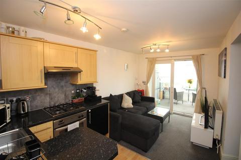 2 bedroom flat to rent, Crofts Lea Park, Ilfracombe EX34