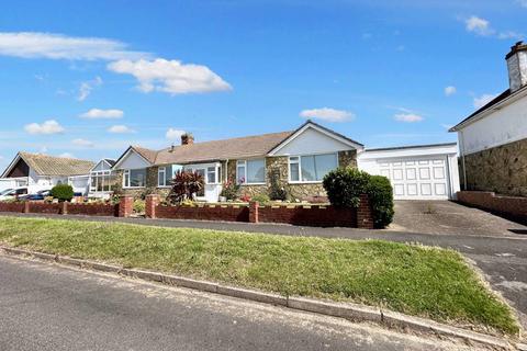 2 bedroom detached bungalow for sale, Wicklands Avenue, Saltdean, BN2 8EQ