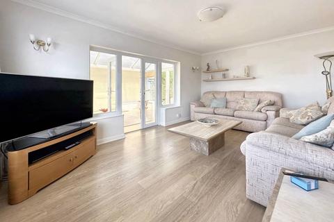 2 bedroom detached bungalow for sale, Wicklands Avenue, Saltdean, BN2 8EQ