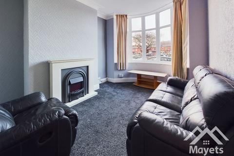 3 bedroom terraced house to rent, Selous Road, Blackburn. Lancs. BB2 2TN