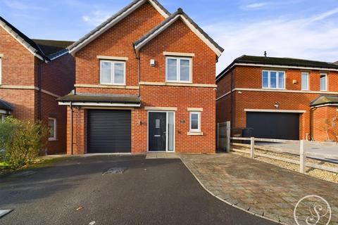 4 bedroom detached house for sale, Mayfair Mount, Crossgates, Leeds