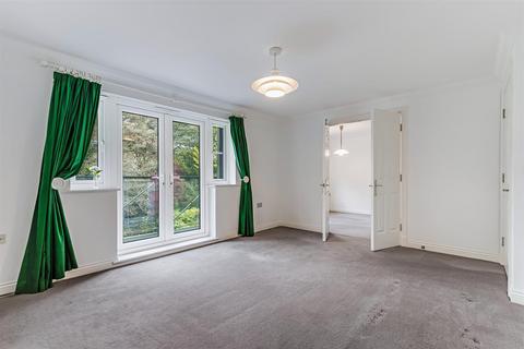 2 bedroom apartment for sale, 8a Clifton Road, Ilkley LS29