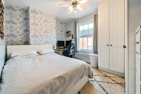 2 bedroom terraced house for sale, Park View, Tickford Street, Newport Pagnell, Buckinghamshire, MK16