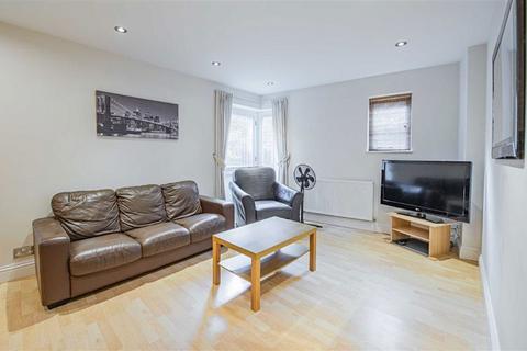 2 bedroom flat for sale, Deverell Street, London SE1