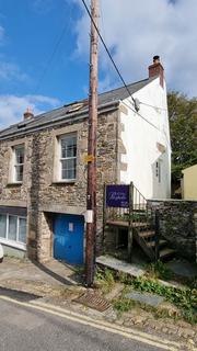 2 bedroom flat to rent, Camelford PL32