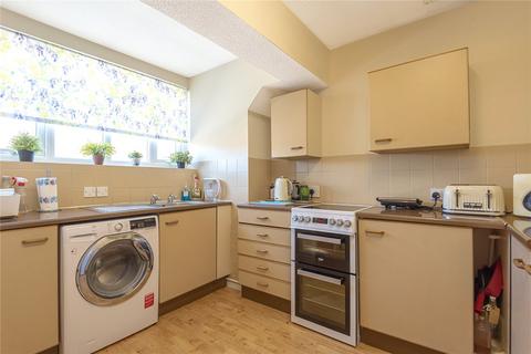 1 bedroom apartment to rent, Highfield Court, Reading RG7