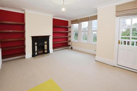 2 bedroom flat to rent, Squires Lane, Finchley