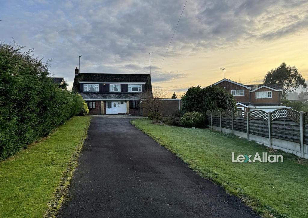 Beech Close Kinver 2.jpg