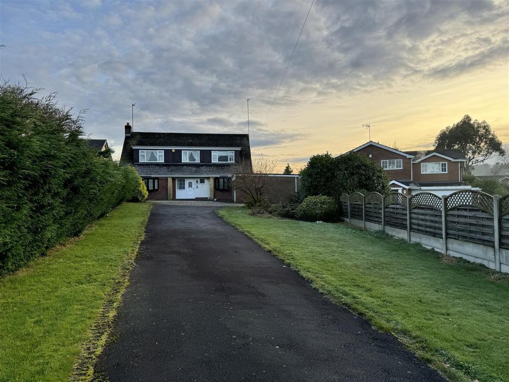 Beech Close Kinver 1.jpg