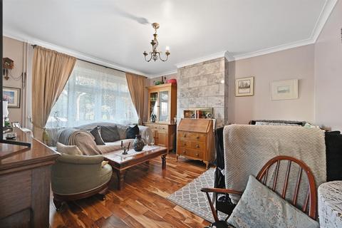 3 bedroom house for sale, First Avenue, London