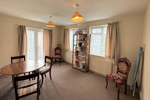 1 bedroom flat to rent, Upper Avenue, Eastbourne, East Sussex