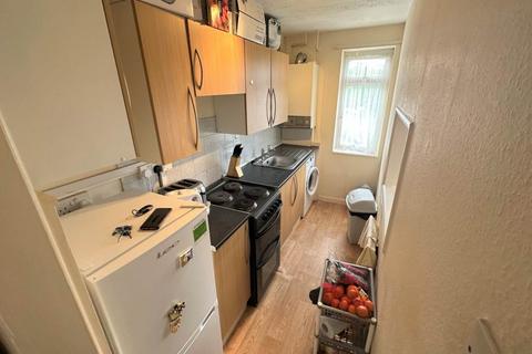 1 bedroom flat to rent, Upper Avenue, Eastbourne, East Sussex