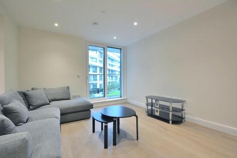 1 bedroom flat to rent, Sopwith Way, London, SW11