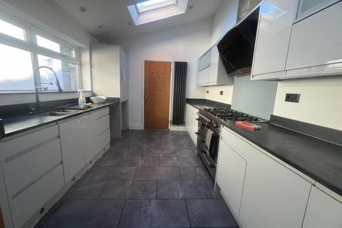 4 bedroom detached house to rent, Anderton Park Road, Moseley