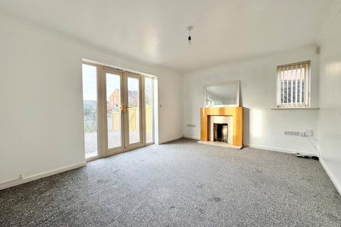 3 bedroom semi-detached house to rent, Gilder Way, Shafton, Barnsley, South Yorkshire, S72