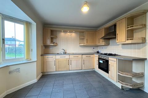 3 bedroom semi-detached house to rent, Gilder Way, Shafton, Barnsley, South Yorkshire, S72