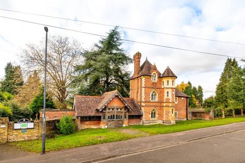 3 bedroom detached house for sale, All Saints Avenue, Maidenhead, SL6