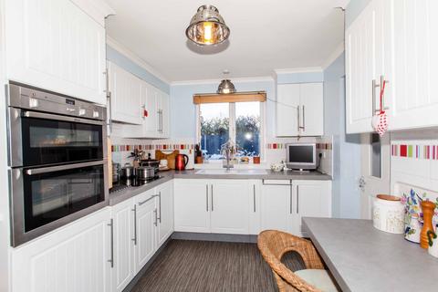 undefined, Heath Road, Heath, S44