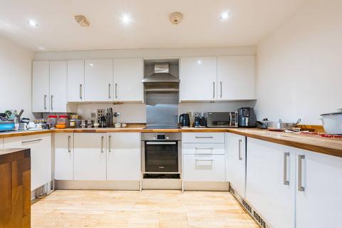 1 bedroom flat for sale, Parkview, Docklands, London, E16