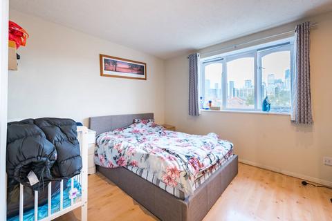 1 bedroom flat for sale, Telegraph Place, Isle Of Dogs, London, E14